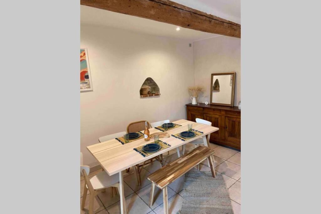 Superbe Appartement En Pierre Fraichement Renove Bernis Buitenkant foto