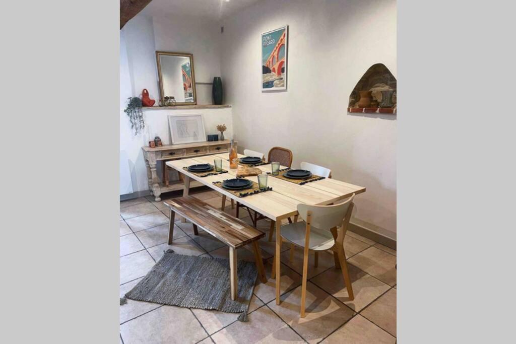 Superbe Appartement En Pierre Fraichement Renove Bernis Buitenkant foto